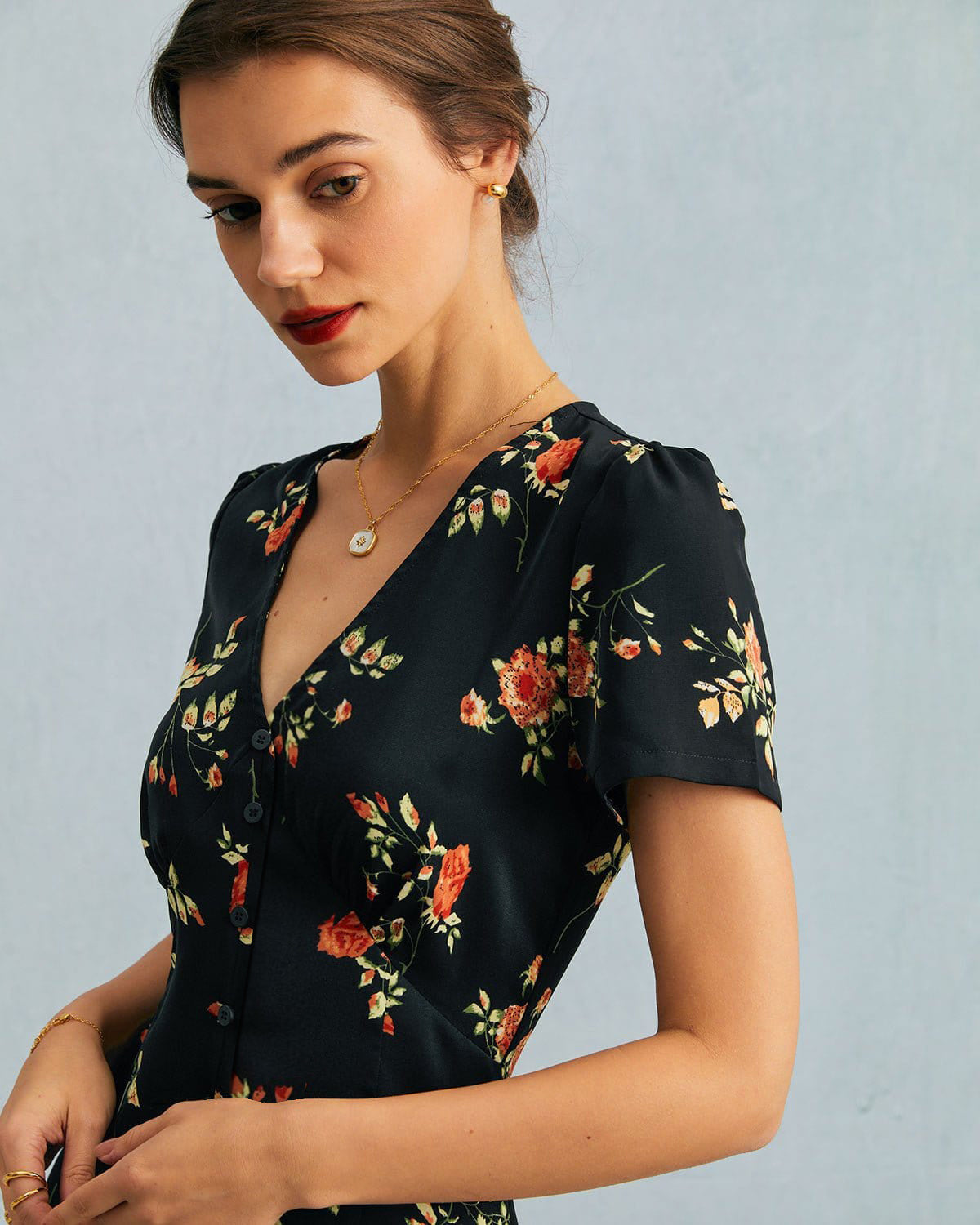 Black Floral V-Neck Maxi Dress - Effortless Elegance