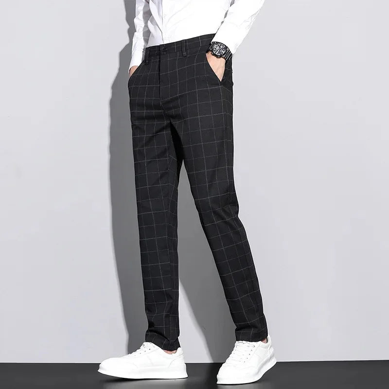 Men's Trousers with Stripe Pattern | Structured Style